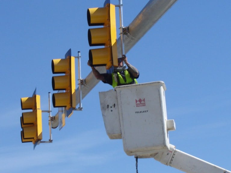 Traffic signal operator