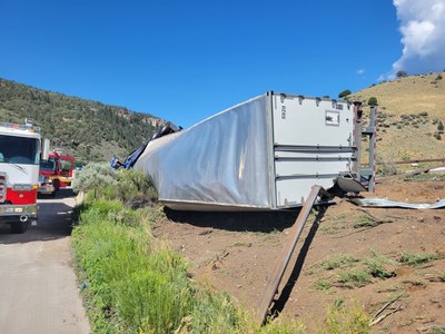 Semi vehicle crash in Glenwood Canyon