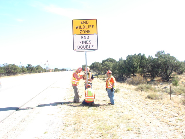 Crews Install Wildlife Zone Sign on US 24 detail image