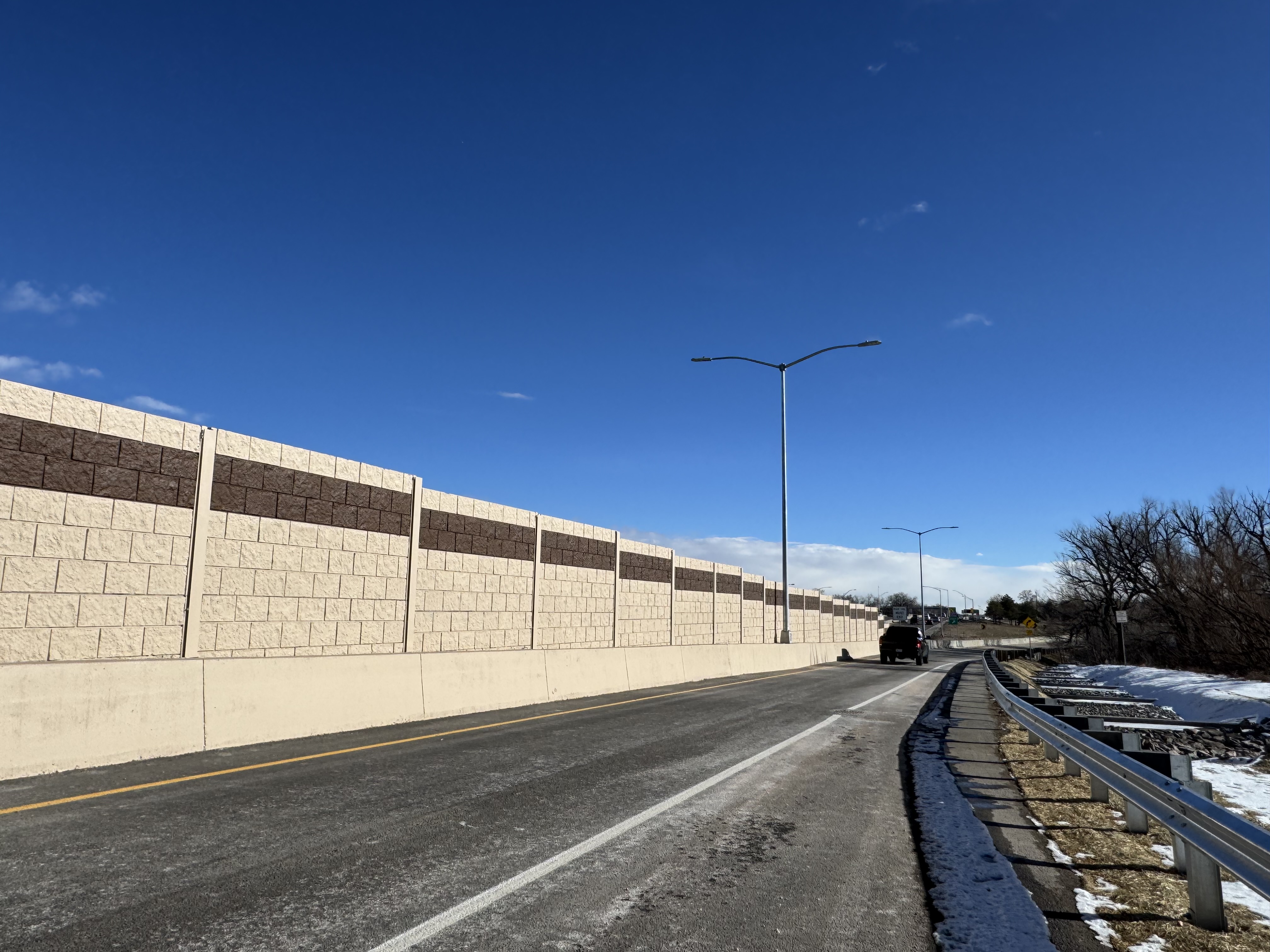 US 6 Wadsworth Boulevard Soundwall Photo 2.jpg detail image