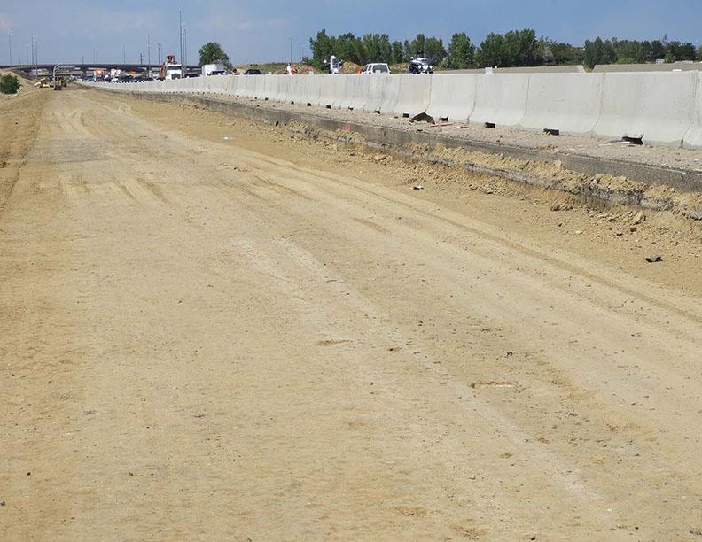 Milling and Paving west of the southbound I-25 barrier