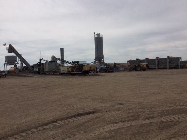 Asphalt mobilization plant on-site detail image