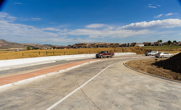 C-470 Quincy Roundabouts Traffic in Roundabout.jpg detail image