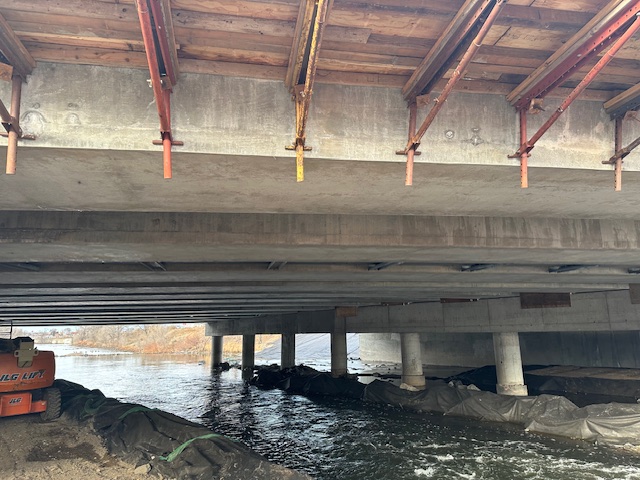 I-25 & Alameda Bridge Replacement Pier and Supports detail image