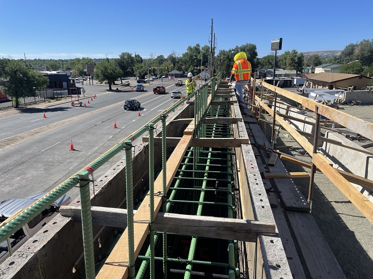 I-70 Bridges over Ward Road Crews Building Pier Cap Eastbound View.jpg detail image