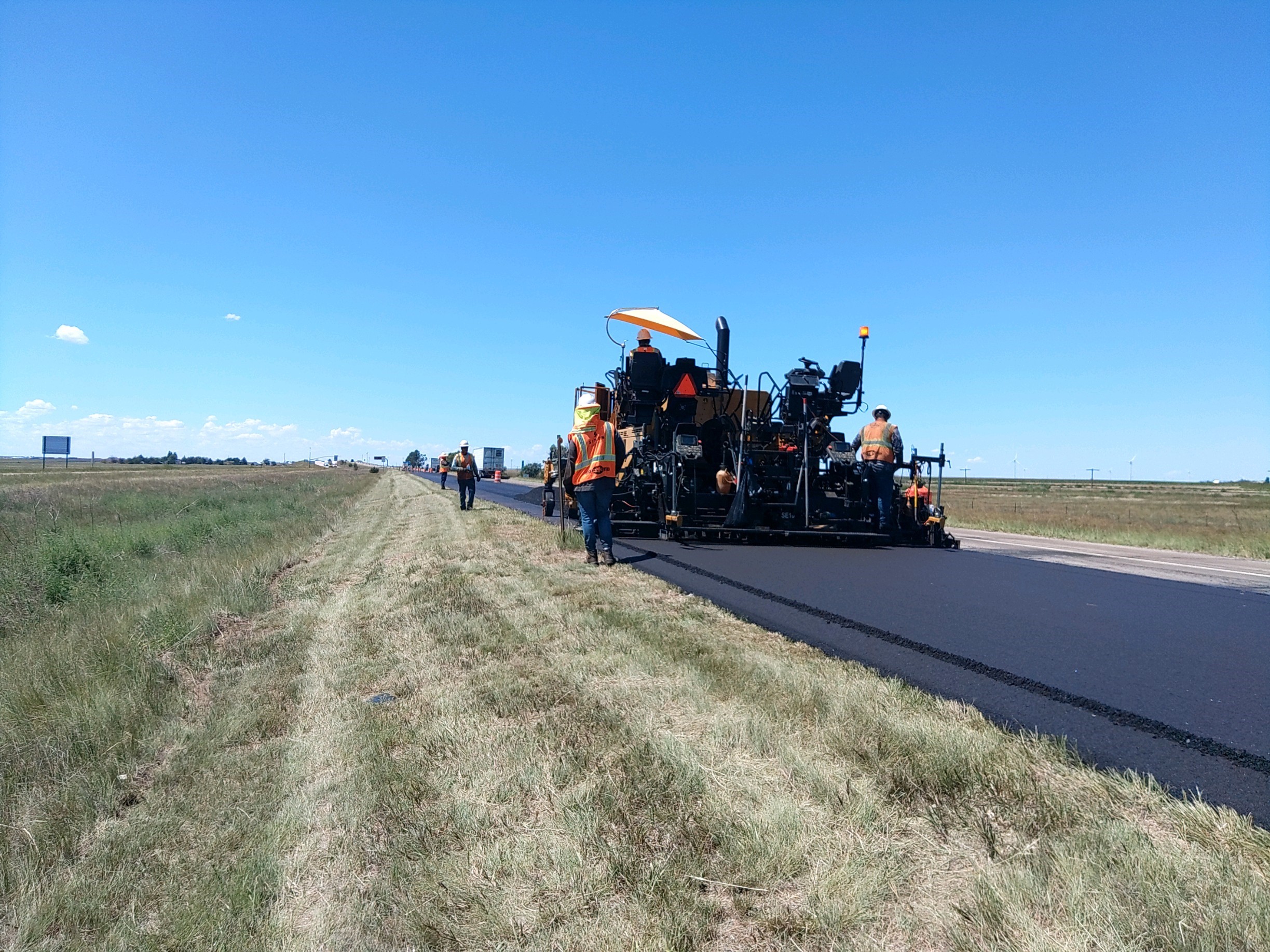 I-70 Bethune Burlington Westbound I-70 Paving KS Border.jpg detail image