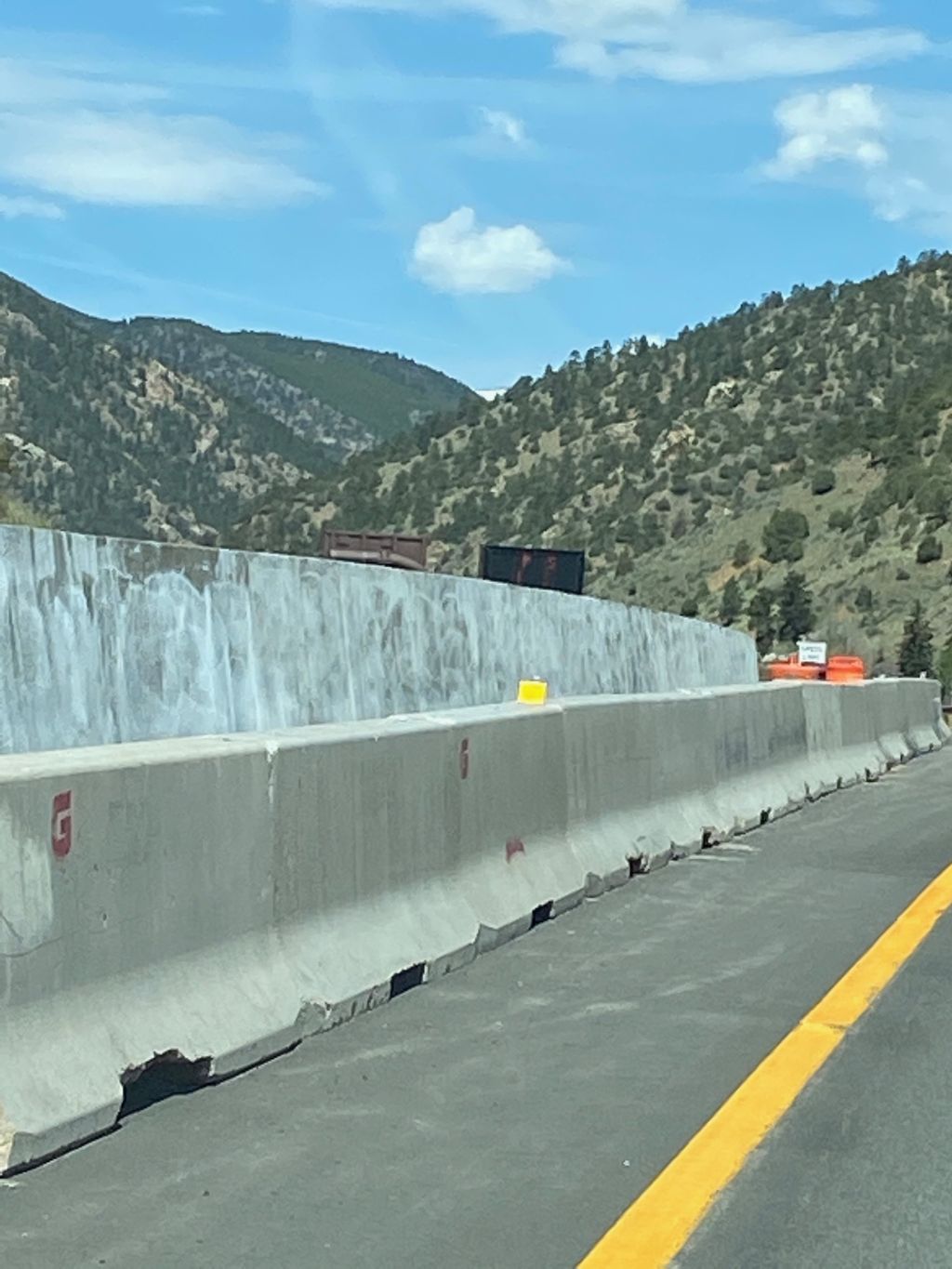 New center median barrier under construction at Exit 240 detail image