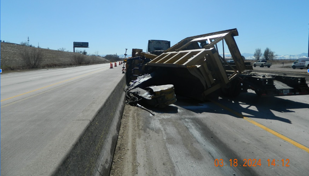 Towing Construction Equipment After Hitting the Dahlia Street Bridge.png detail image