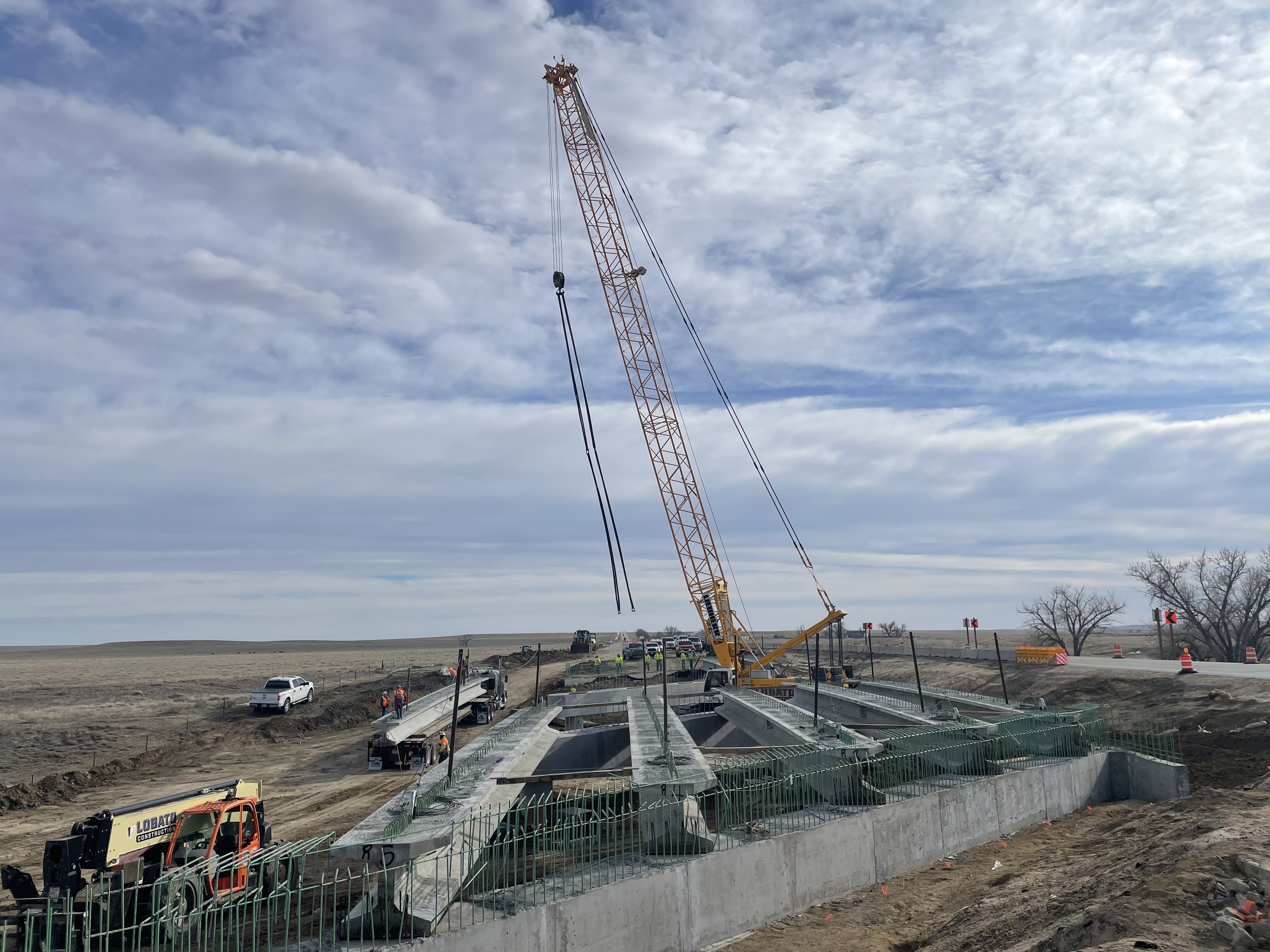 US 40 - CO 287 Boyero Bridge Replacement Grid Installation.jpg detail image