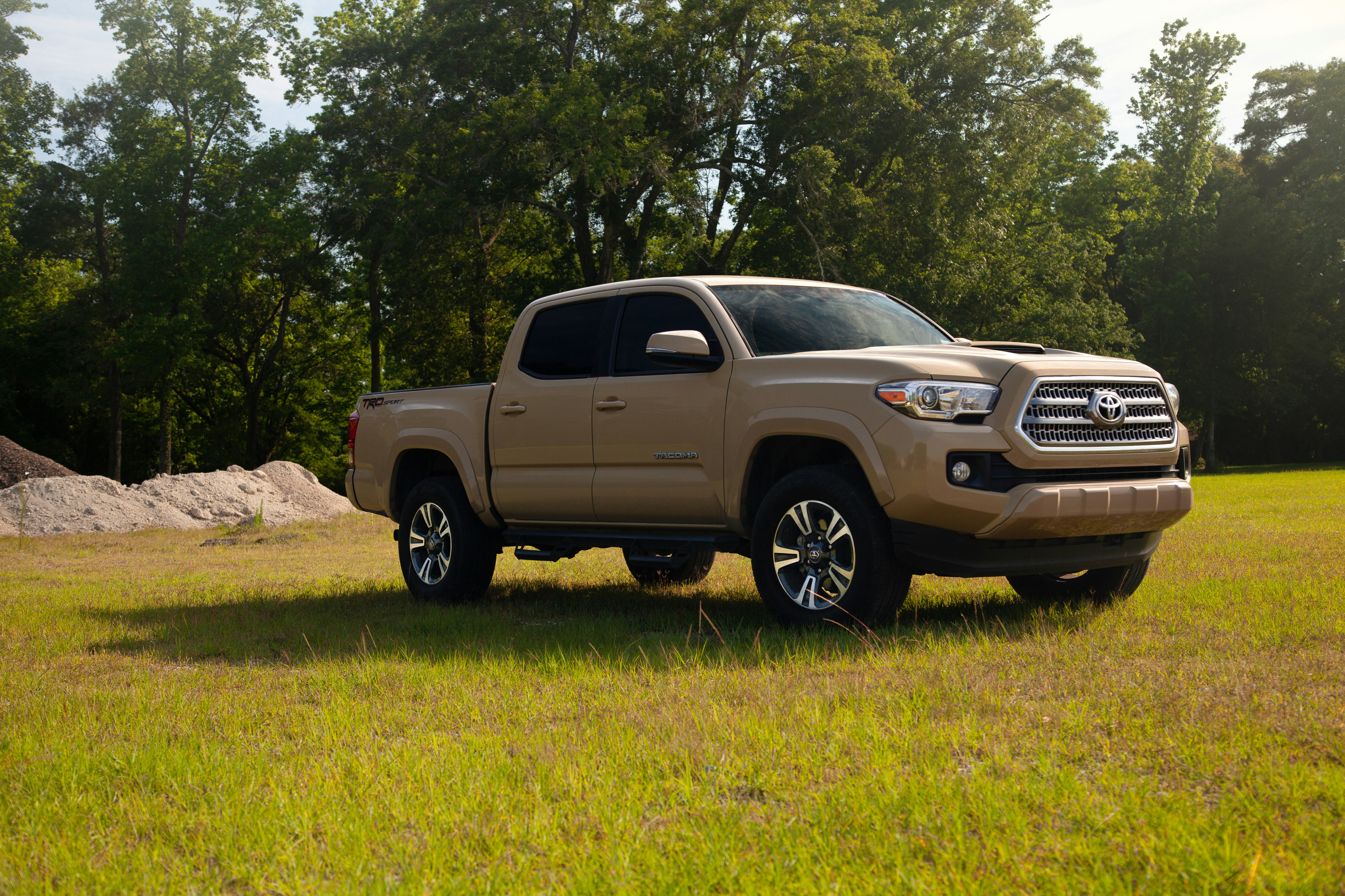 Tan Pickup Truck.jpg detail image