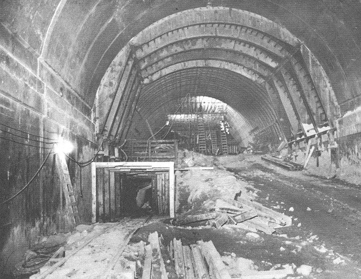 Eastbound Stub Tunnel, Pioneer Bore on Left